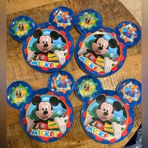 Set Of 4 Disney Pixar Melamine Plates Pluto Mickey Mouse Zak! Designs